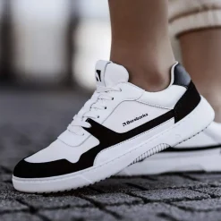 Barebarics ~ Zing ~ White & Black