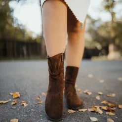 Groundies ~ Odessa Stiefel GO1 ~ Chocolate Brown