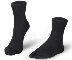 Knitido ~ Cotton & Merino Tabi Kurzsocke ~ Schwarz