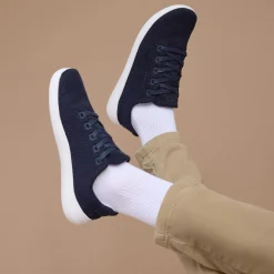 Skinners ~ Globetrotter II LowCut Sneaker ~ Navy Blue