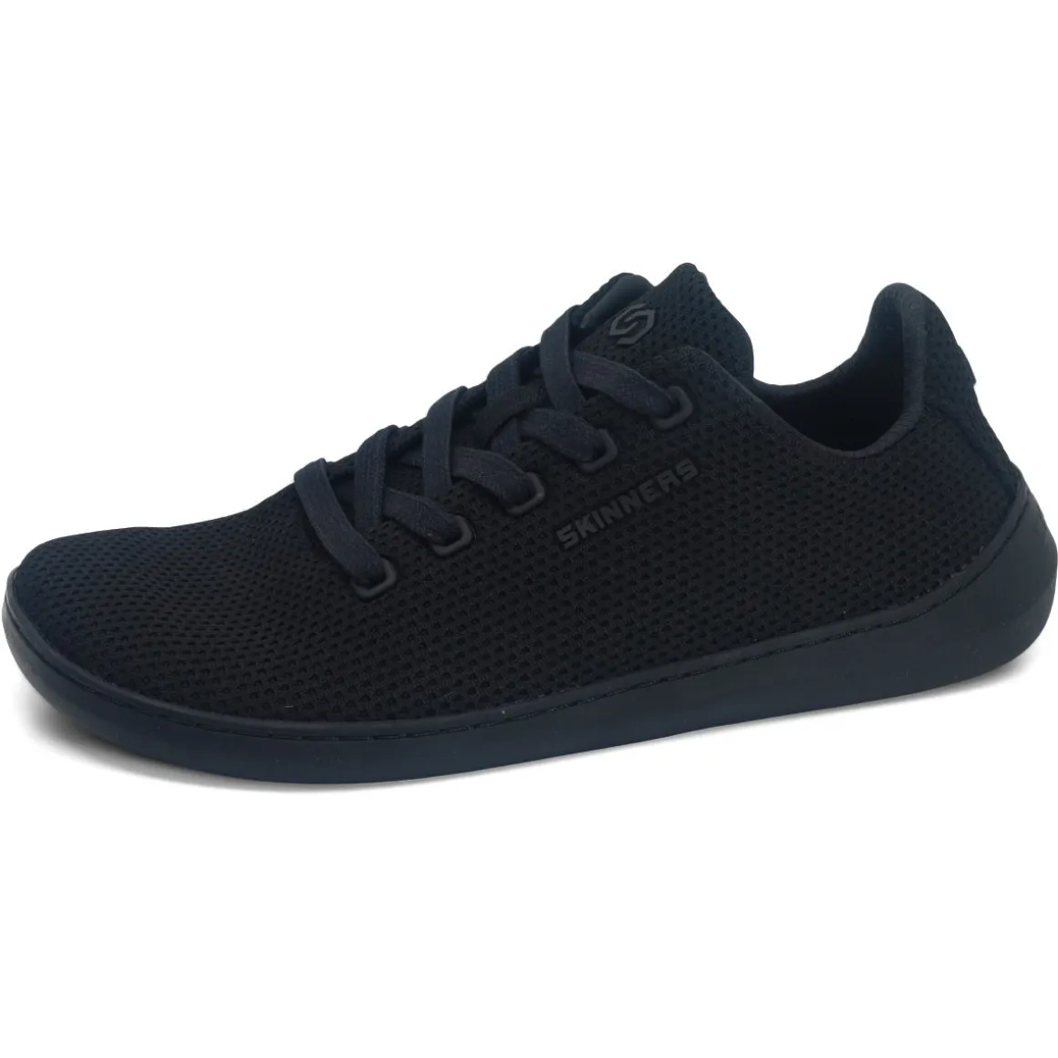Skinners ~ Globetrotter II LowCut Sneaker ~ True Black