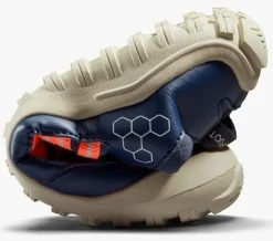 Vivobarefoot |p ~ Explore AT ~ Outer Space